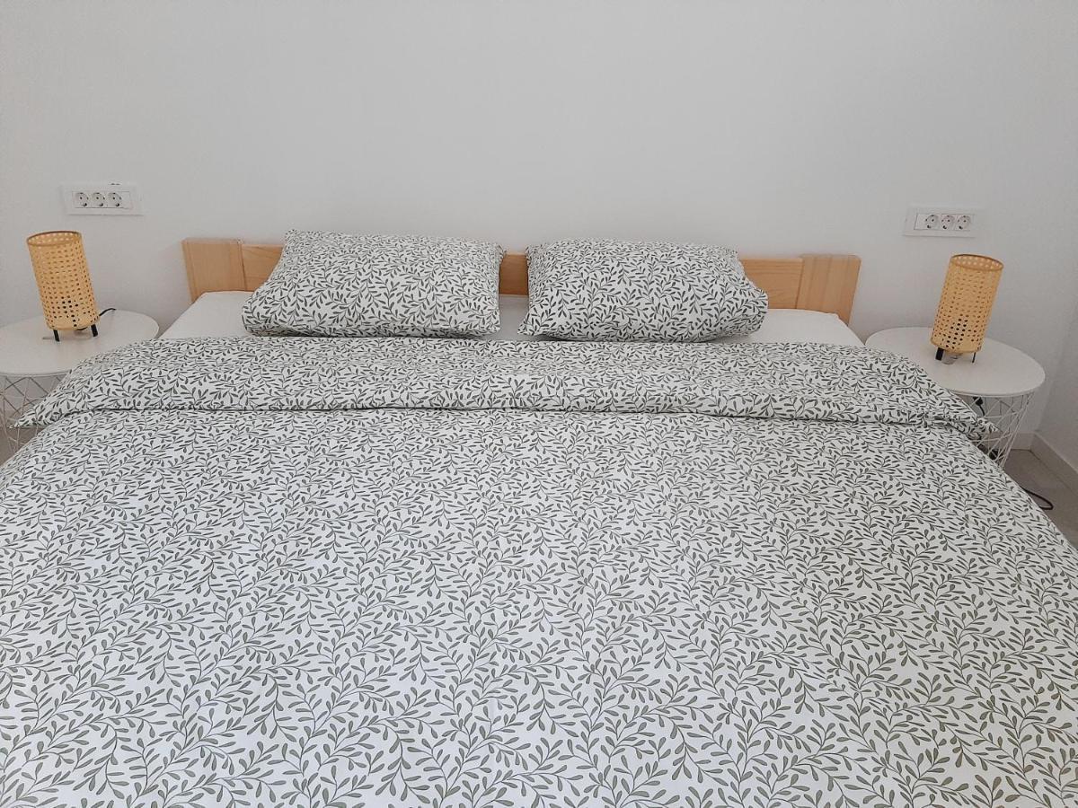 Apartment Bee Lesce (Upper Carniola)