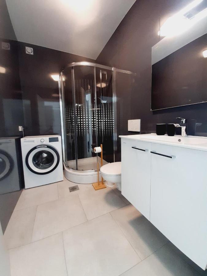 Bee Apartment Lesce (Upper Carniola)